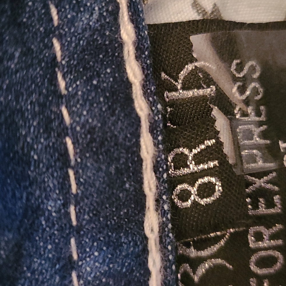 Rerock for Express, distressed, boot cut jeans. Size 8R. - Picture 6 of 10